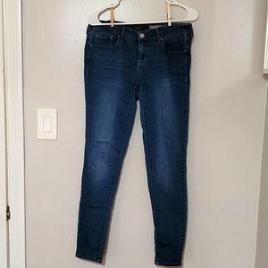 AERO Jeans